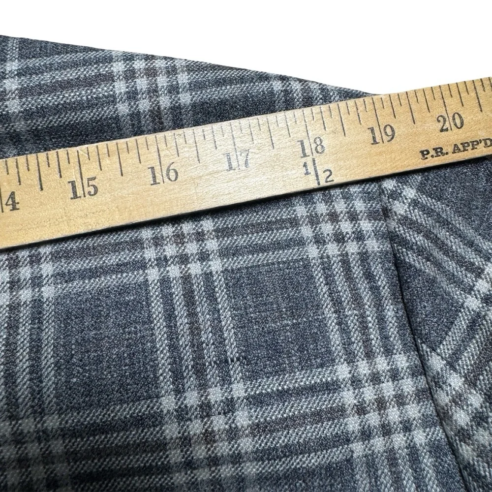 Brooks Brothers Gray and White Plaid Sport Coat